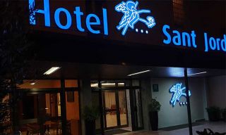 alojamientos esquiar tarragona Hotel Sant Jordi